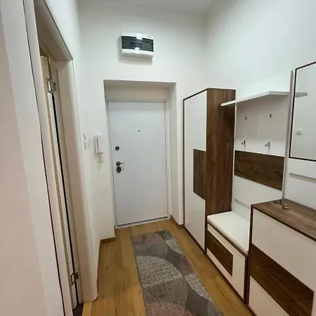 Putnik Apartment Novi Sad Exterior photo